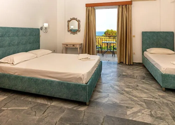 Seaheaven A4 - Beachfront Nest Memi, Koróni