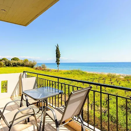 Beachfront Nest Memi, - Seaheaven - A4 아파트 *