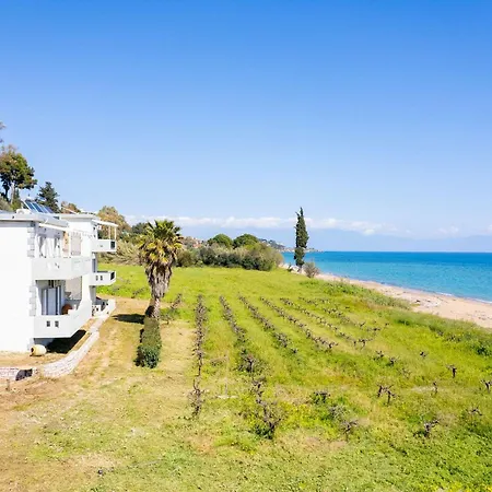 Beachfront Nest Memi, - Seaheaven - A4 아파트 *