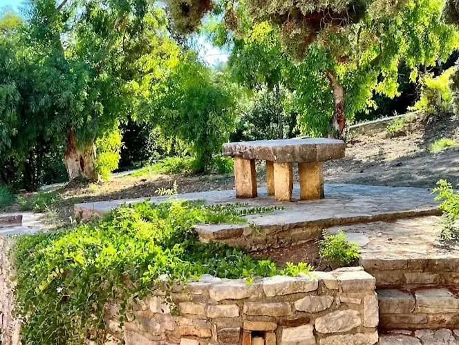 Seaheaven A4 - Beachfront Nest Memi, Koróni