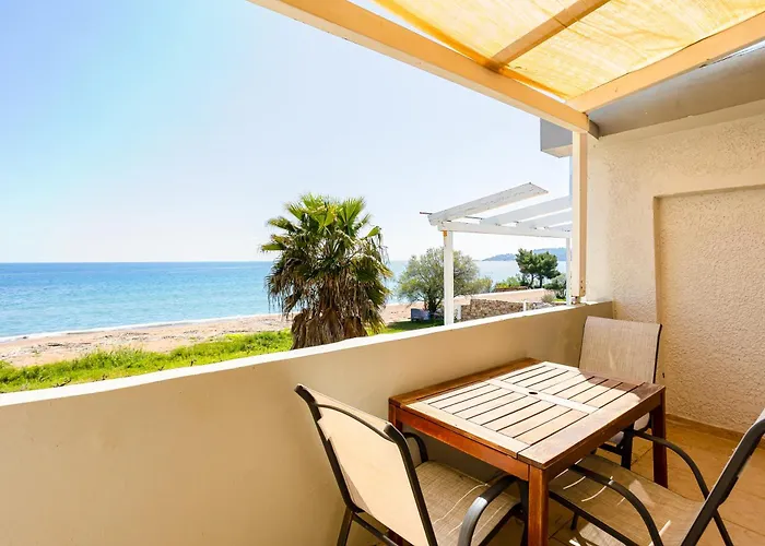 Beachfront Nest Memi, - Seaheaven - A4
